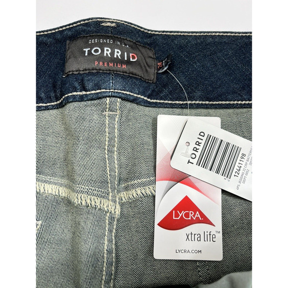 Torrid Capris SZ 24 NEW Lycra Super Stretch Crop Legging Blue Denim Rolled Cuffs - Picture 3 of 16
